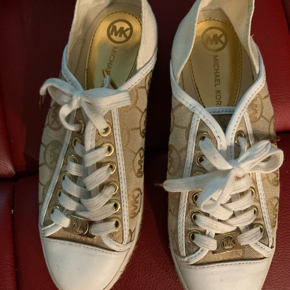 Michael Kors shoes size 5